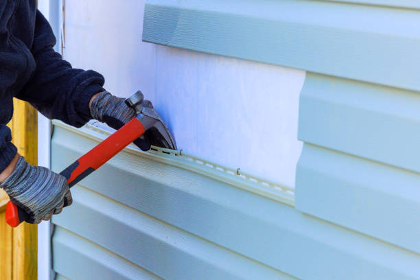 Reliable Storm Damage Siding Repair contractor in Conway, FL by Creative Siding